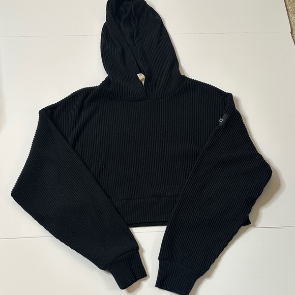 ALO Yoga MUSE  Hoodie - Picture 4 of 6